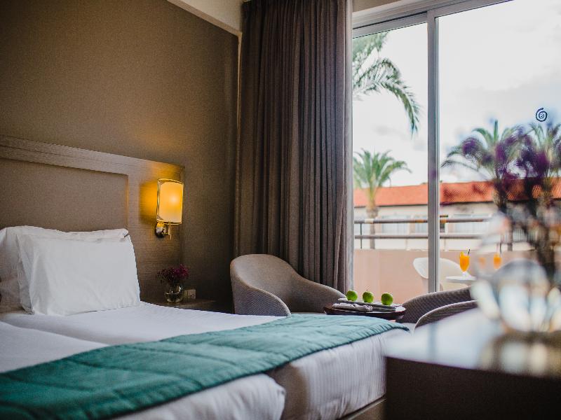 Napa Plaza Hotel image