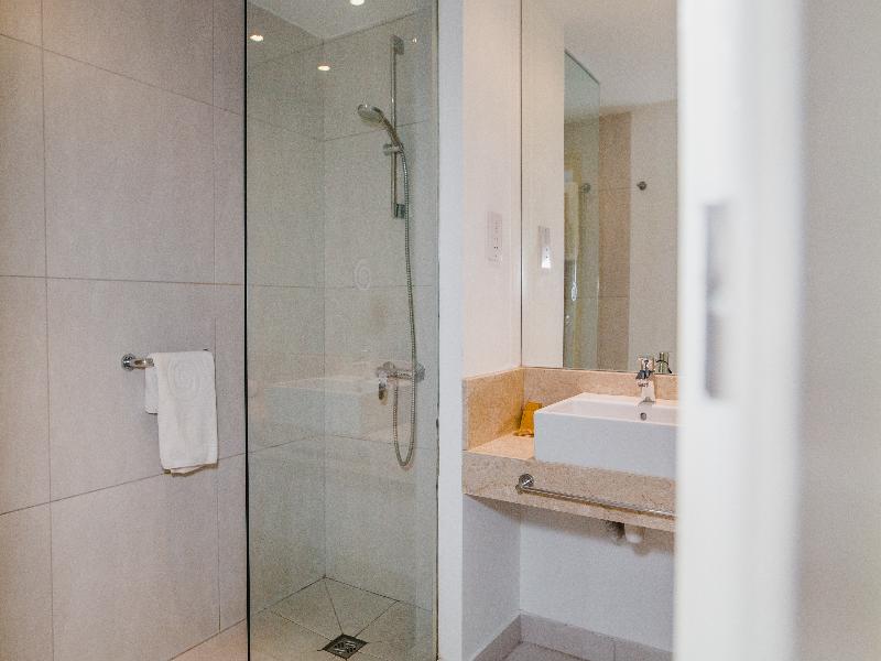 Napa Plaza Hotel image
