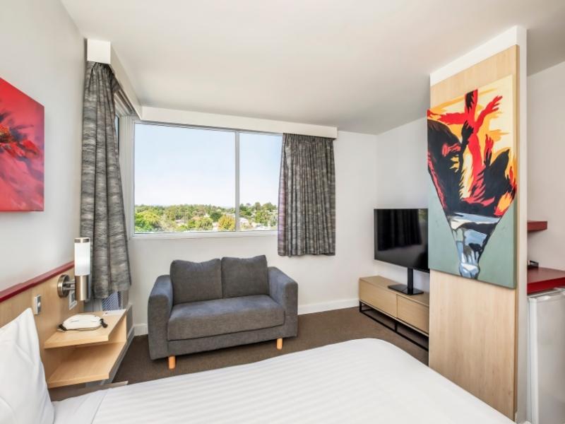 Metro Hotel Perth image