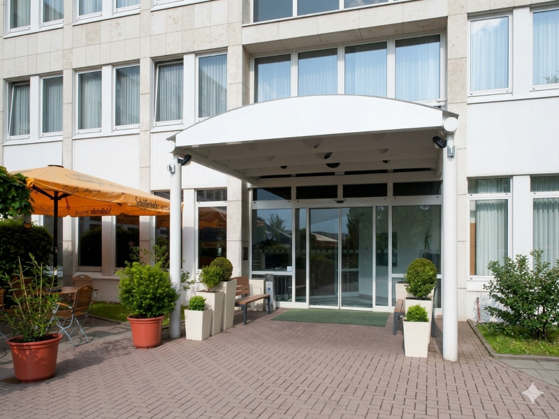 Sunday Hotel Frankfurt Airport - Neu-Isenburg image