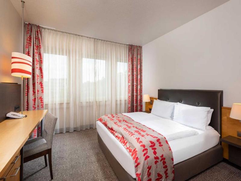Sunday Hotel Frankfurt Airport - Neu-Isenburg image