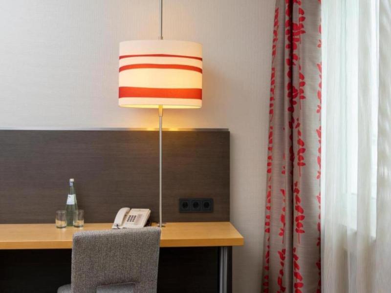 Sunday Hotel Frankfurt Airport - Neu-Isenburg image