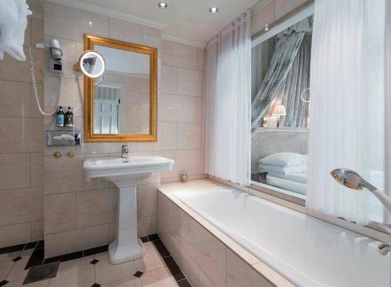 Thon Hotel Bristol