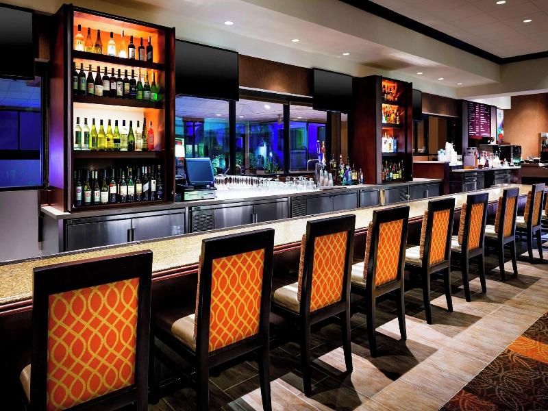 Sheraton Suites Orlando Airport image