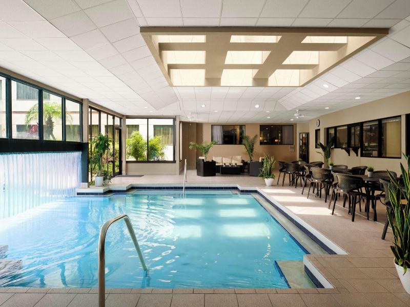 Sheraton Suites Orlando Airport image