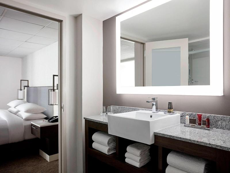 Washington Marriott Georgetown image