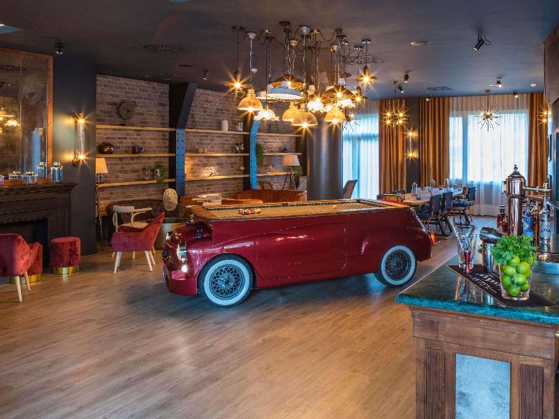 Novotel Barcelona Cornella image