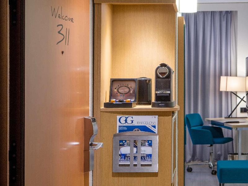Novotel Barcelona Cornella image