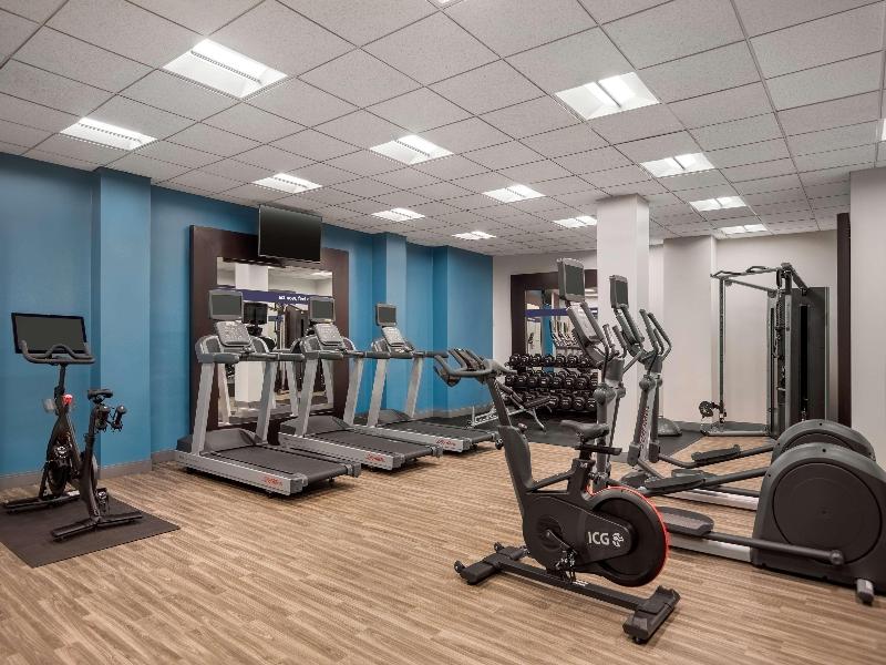 Hampton Inn Long Island-Brookhaven image