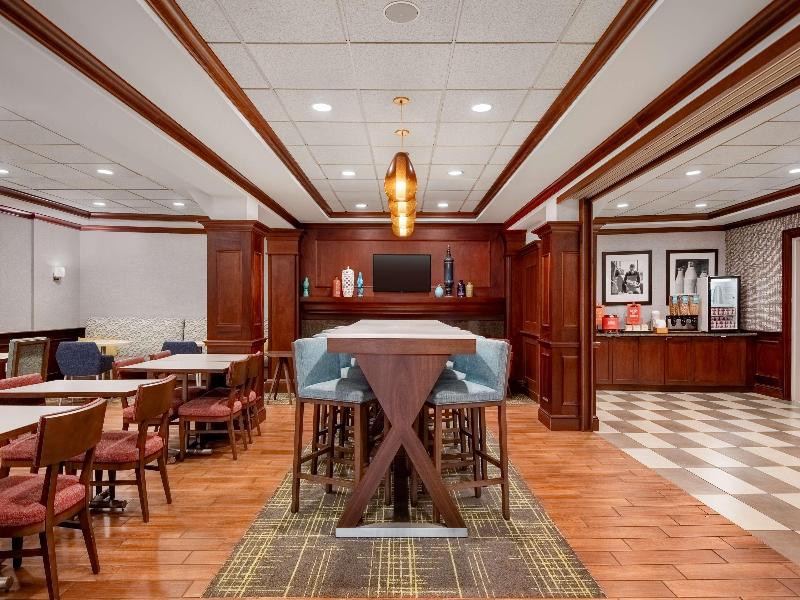 Hampton Inn Long Island-Brookhaven image