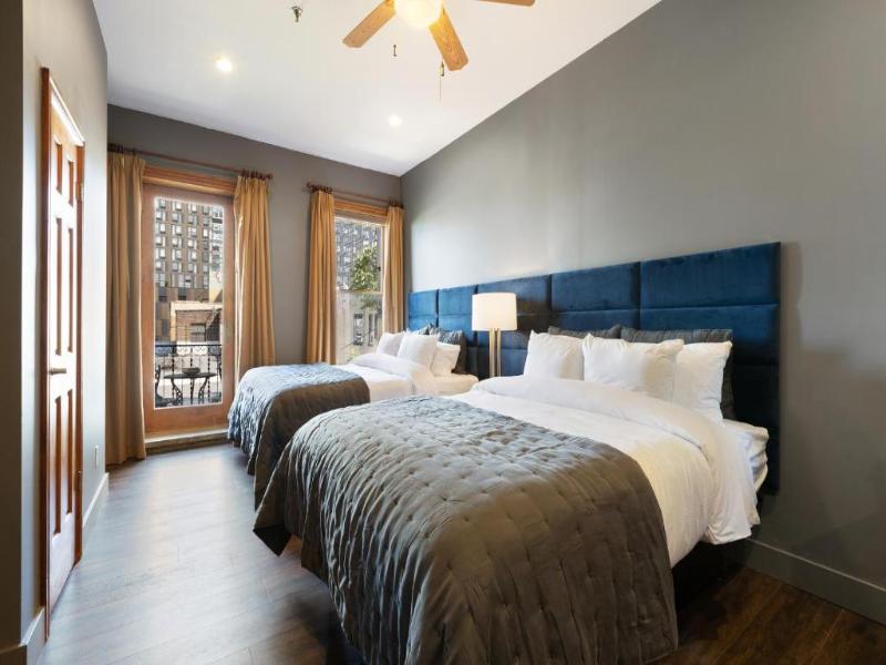 The Historic Blue Moon Hotel image