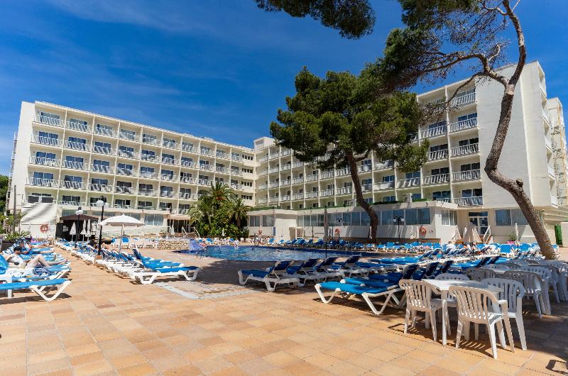 Azuline Coral Beach Hotel