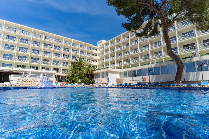Azuline Coral Beach Hotel