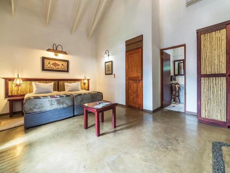 Hippo Hollow Country Estate image