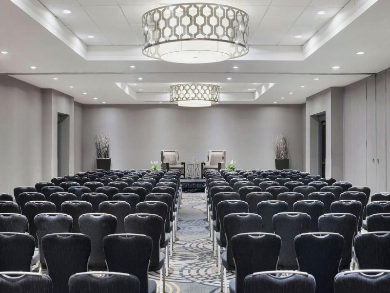 Sheraton Vancouver Airport Hotel image