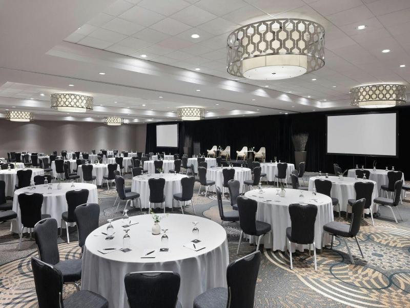 Sheraton Vancouver Airport Hotel image