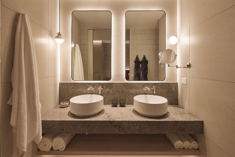 Stay in style at Rydges Melbourne