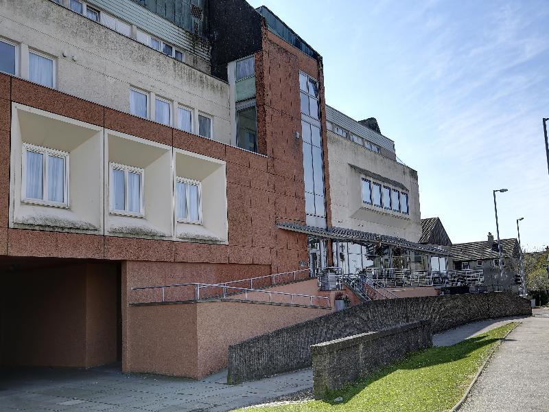 Sure Hotel Aberdeen — exterior view