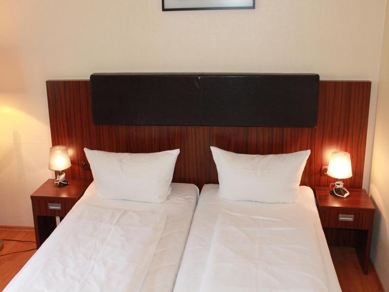 City Hotel Mercator image