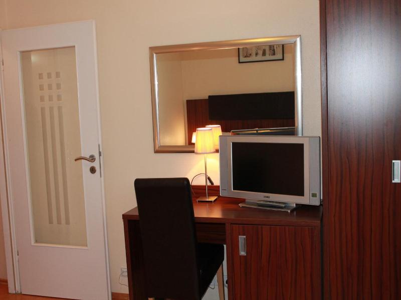 City Hotel Mercator image