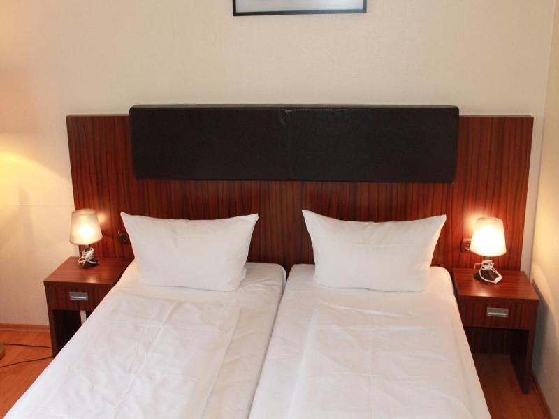 City Hotel Mercator image