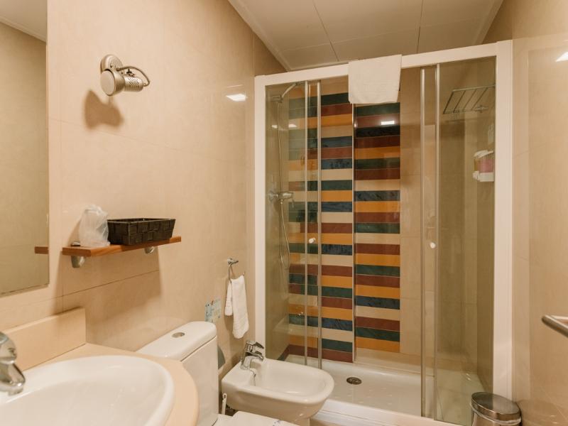 Bahía Aparthotel image