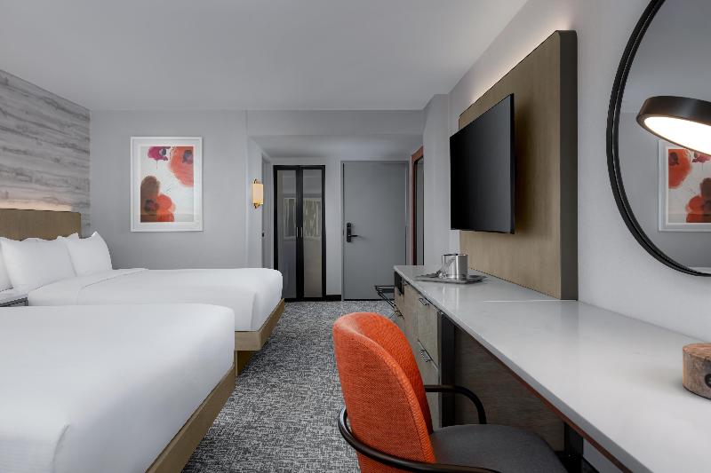 Hilton Los Angeles Airport image
