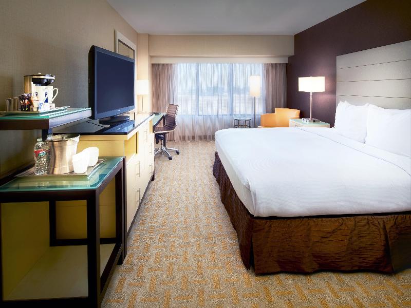 Hilton Los Angeles Airport image