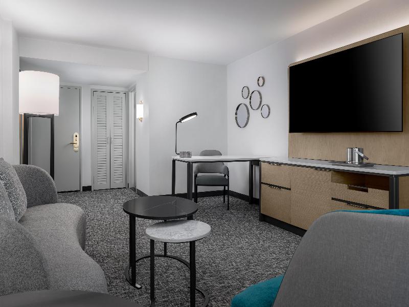 Hilton Los Angeles Airport image