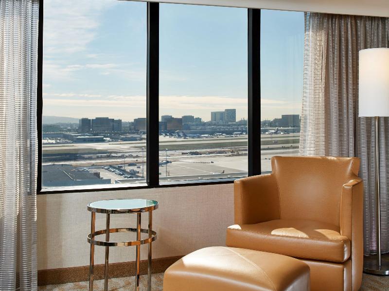 Hilton Los Angeles Airport image