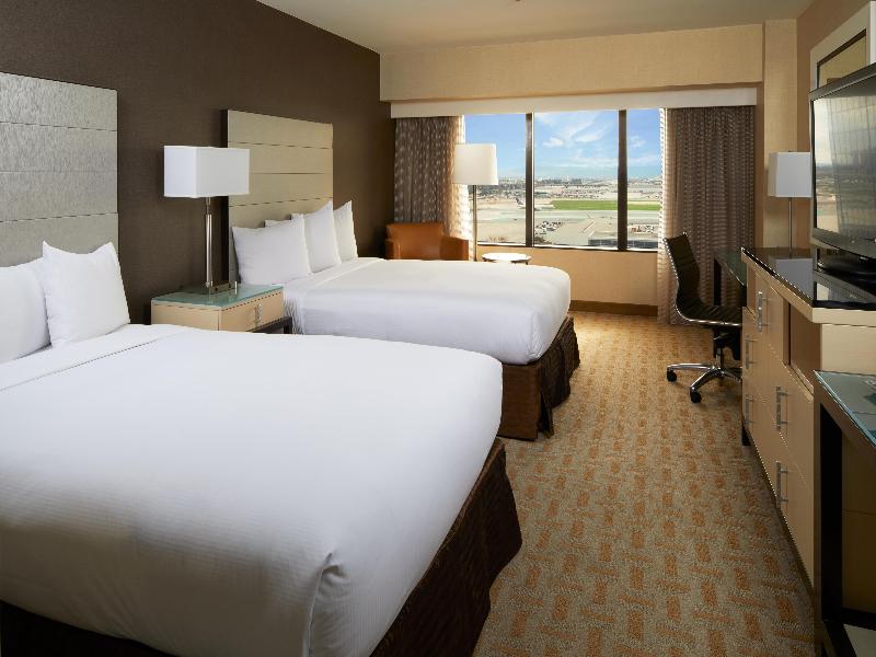 Hilton Los Angeles Airport image
