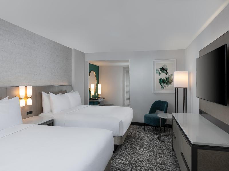 Hilton Los Angeles Airport image