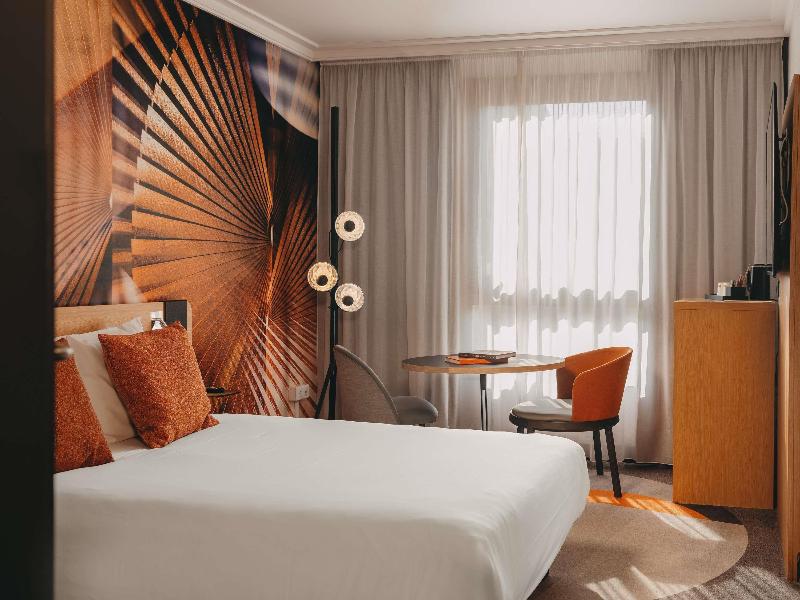Novotel Paris Vaugirard Montparnasse image