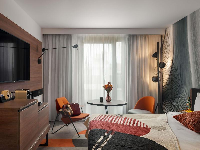 Novotel Paris Vaugirard Montparnasse image