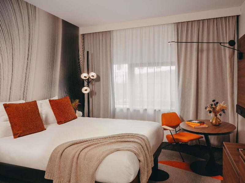Novotel Paris Vaugirard Montparnasse image