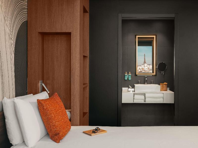 Novotel Paris Vaugirard Montparnasse image