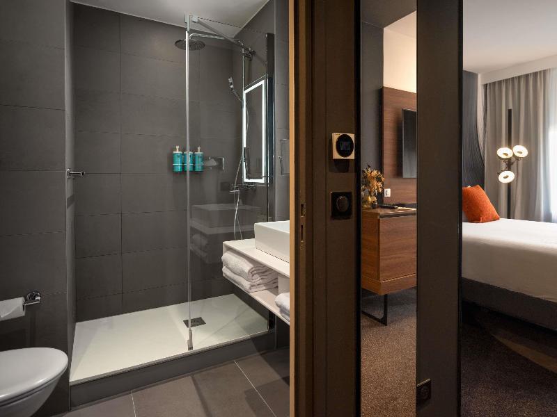 Novotel Paris Vaugirard Montparnasse image