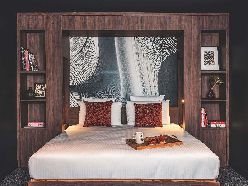 Novotel Paris Vaugirard Montparnasse image