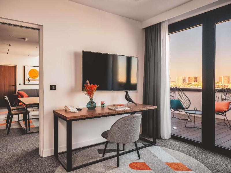 Novotel Paris Vaugirard Montparnasse image