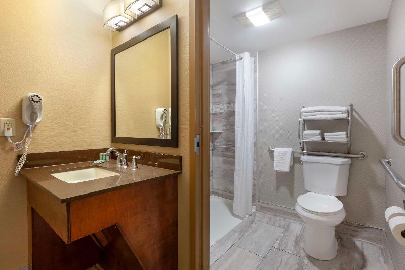 Best Western Summit Inn image