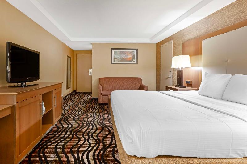 Best Western Summit Inn image