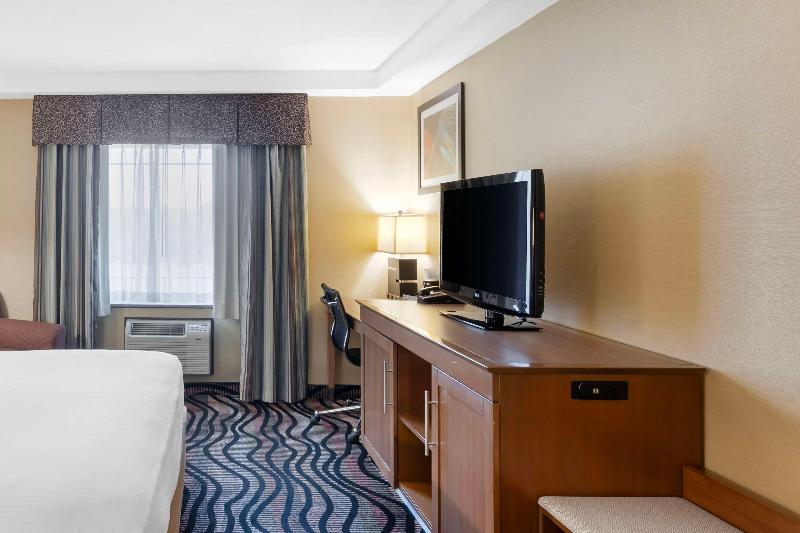 Best Western Summit Inn image