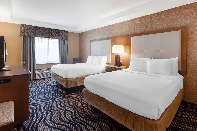 Best Western Summit Inn image