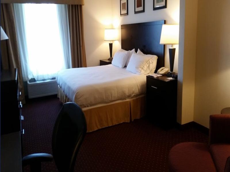 Holiday Inn Express Syracuse-Fairgrounds image
