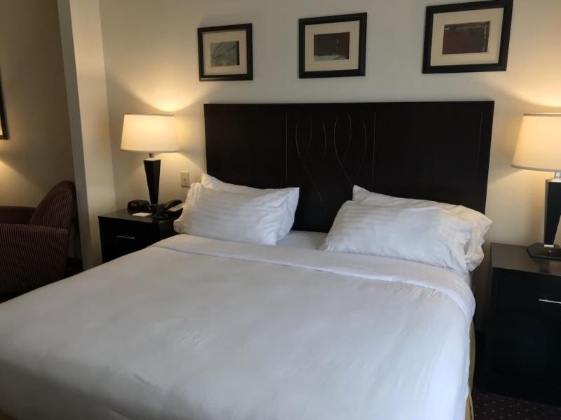 Holiday Inn Express Syracuse-Fairgrounds image