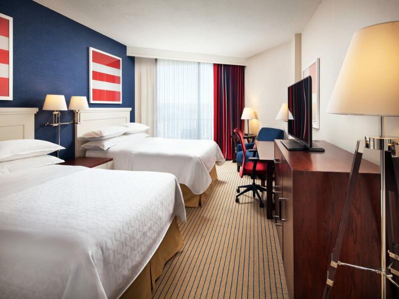 Sheraton San Diego Resort image