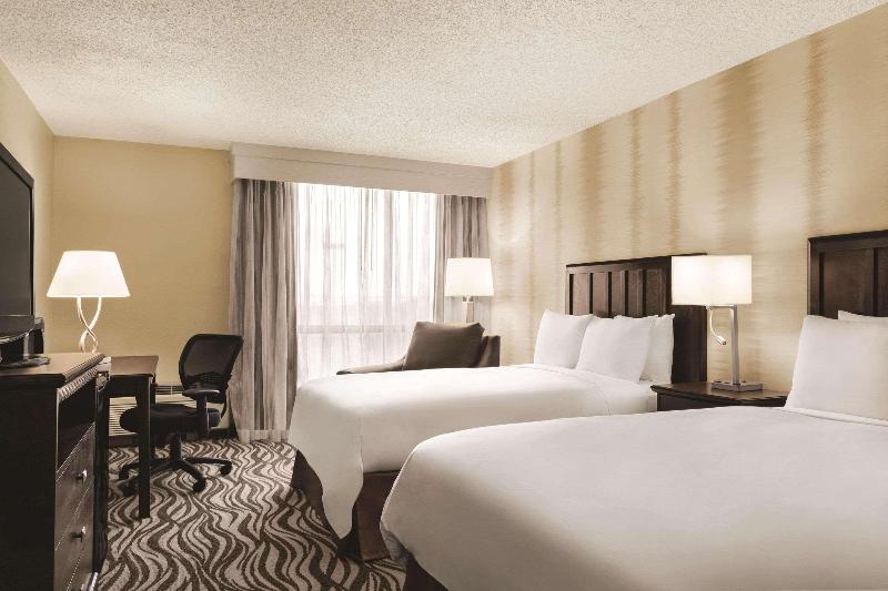 Radisson Hotel Fort Worth North-Fossil Creek image