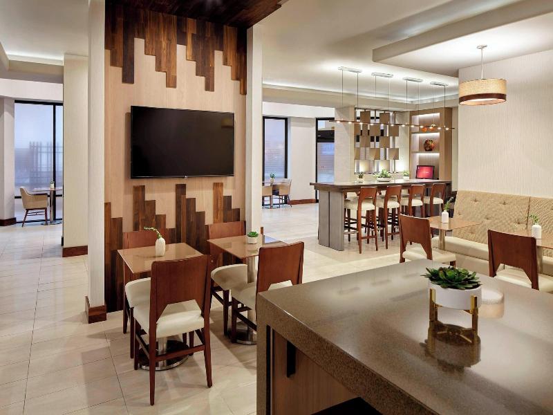 Dfw Airport Marriott South image