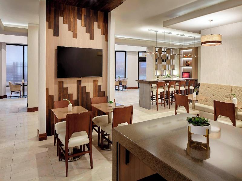 Dfw Airport Marriott South image