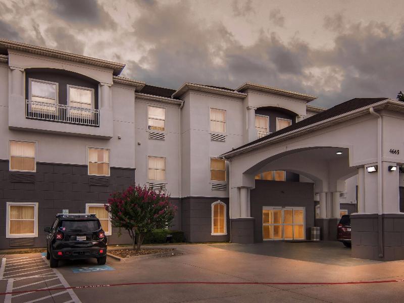 Super 8 by Wyndham Fort Worth Stockyards image